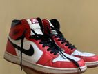 Nike 1s chicago red