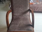 Wooden Rocking Chair in Great Condition –