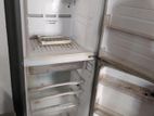 Frige for sell