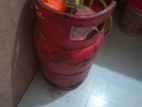 গ্যাসের সিলিন্ডার বিক্রি করব