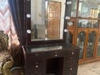 Vanity dressing table