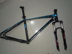 veloce frame and xcr 32 air fork