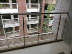 very nice 2200 sft 3 Bed room apt rent in banani