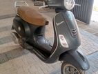 Vespa VXL 125 . 2022