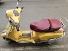 Vespa VXL 150 . 2021