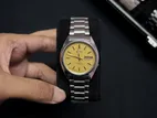 Vintage Seiko 5 Golden Dial Automatic 21 Jewels Movement Watch