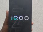 Vivo IQOO 9 SE 8/128 (Used)