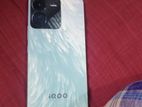 Vivo IQOO Z5 8+8/128 (Used)