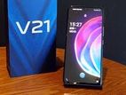 Vivo V21 Ram:8+4/128 (Used)