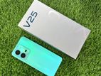 Vivo V25--8GB/128GB (Used)