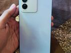 Vivo V27e 8/256 (Used)