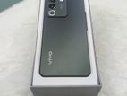 Vivo V29e 8/256 (Used)