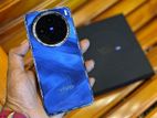 Vivo x200 12/256gb (Used)