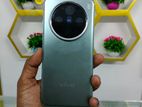 Vivo X200 (Used)