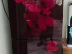 Walton 213 liter glass door fridge