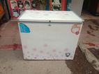 Walton 250 Ltr Deep freeze