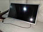 walton 28 inch led tv