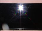 walton 32" smart tv