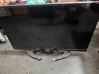 Walton 32" Smart TV For Sales