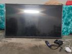 Walton 42 inch Tv and TX9 pro box