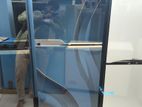 Walton black color glass dor non frost fridge 261 liter