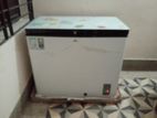 Walton deep freezer