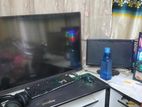 Walton WD4-TS43"Smart TV