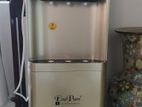 WATER DISPENSER
