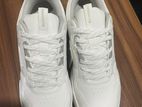 White Men Sneakers from Live Shoping