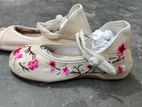 Women Embroidery Shoes