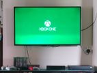 Xbox One X + 2 Controllers Kinect 3 Games