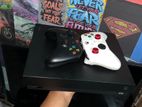 Xbox X 1tb with 2 Controller And 4 Games