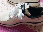China Men's Sneaker