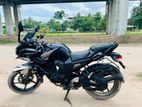 Yamaha Fazer ১০ বছর কাগজ 2016