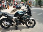 Yamaha Fazer FI V2 . 2020