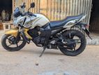 Yamaha FZ 1 Motorbik 2013