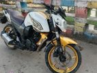 Yamaha FZ V1 2012