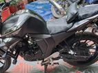 Yamaha FZS 2022