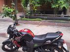 Yamaha FZS 2015