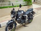 Yamaha FZS 2022