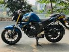 Yamaha FZS 2022