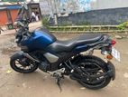 Yamaha FZS 2022