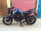 Yamaha FZS 2022