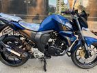 Yamaha FZS 2023