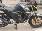 Yamaha FZS . 2023