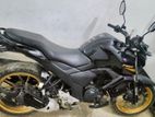 Yamaha FZS 2023