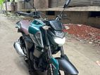 Yamaha FZS 2023