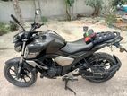 Yamaha FZS 2023