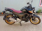 Yamaha FZS 2025