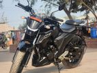Yamaha FZS 250cc 2025